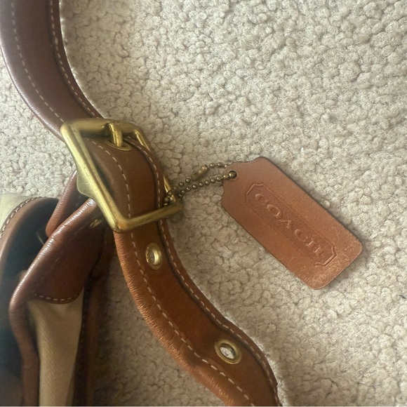 VINTAGE COACH BAG - Picture 7 of 11